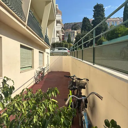Le Grimaldi Centre De Piétonne Casino Jardins Biovès Ventilateur Plafond Appartamento